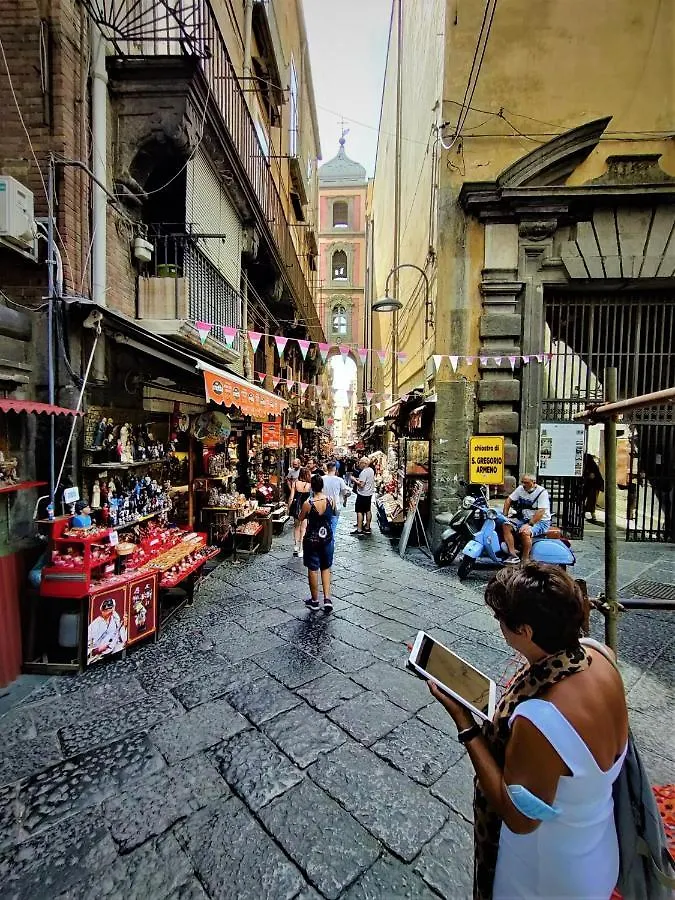 Apartment Sangregoriohome, Nel Cuore Del Centro Storico Naples Italy