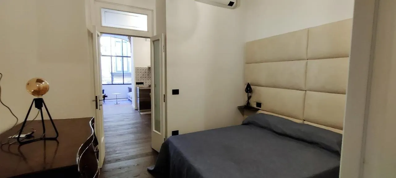 Sangregoriohome, Nel Cuore Del Centro Storico Naples Apartment