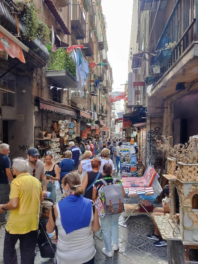 Apartment Sangregoriohome, Nel Cuore Del Centro Storico Naples