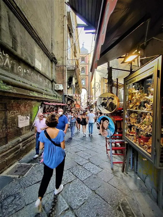 Sangregoriohome, Nel Cuore Del Centro Storico Naples Apartment
